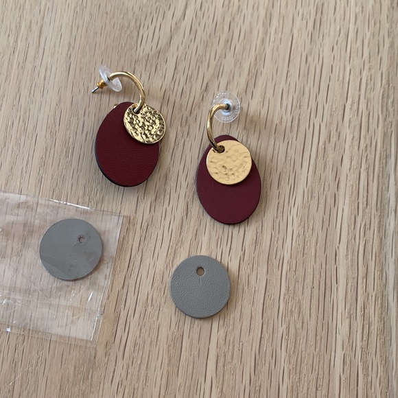 Create different looks with these unique Stella & Dot earrings. - Picture 2 of 2